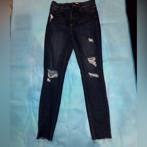 Ripped Jeggings
Kohls brand
Worn 2 times